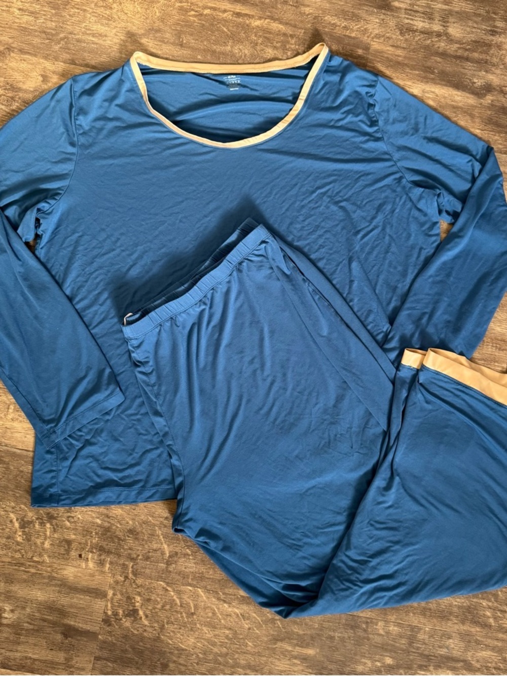 Women’s Blue Long-Sleeve Pajama Set with Cream Trim